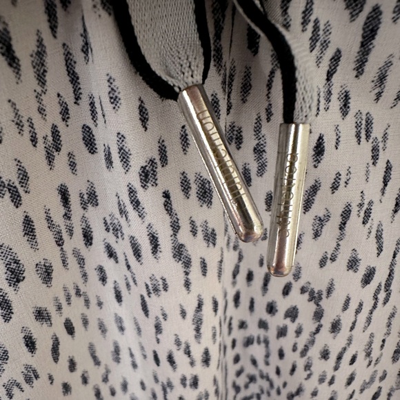 Lululemon Tearaway Pant Dottie Dash White Black Sz 6 - Picture 7 of 15